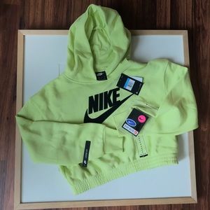 Nike sweatshirt